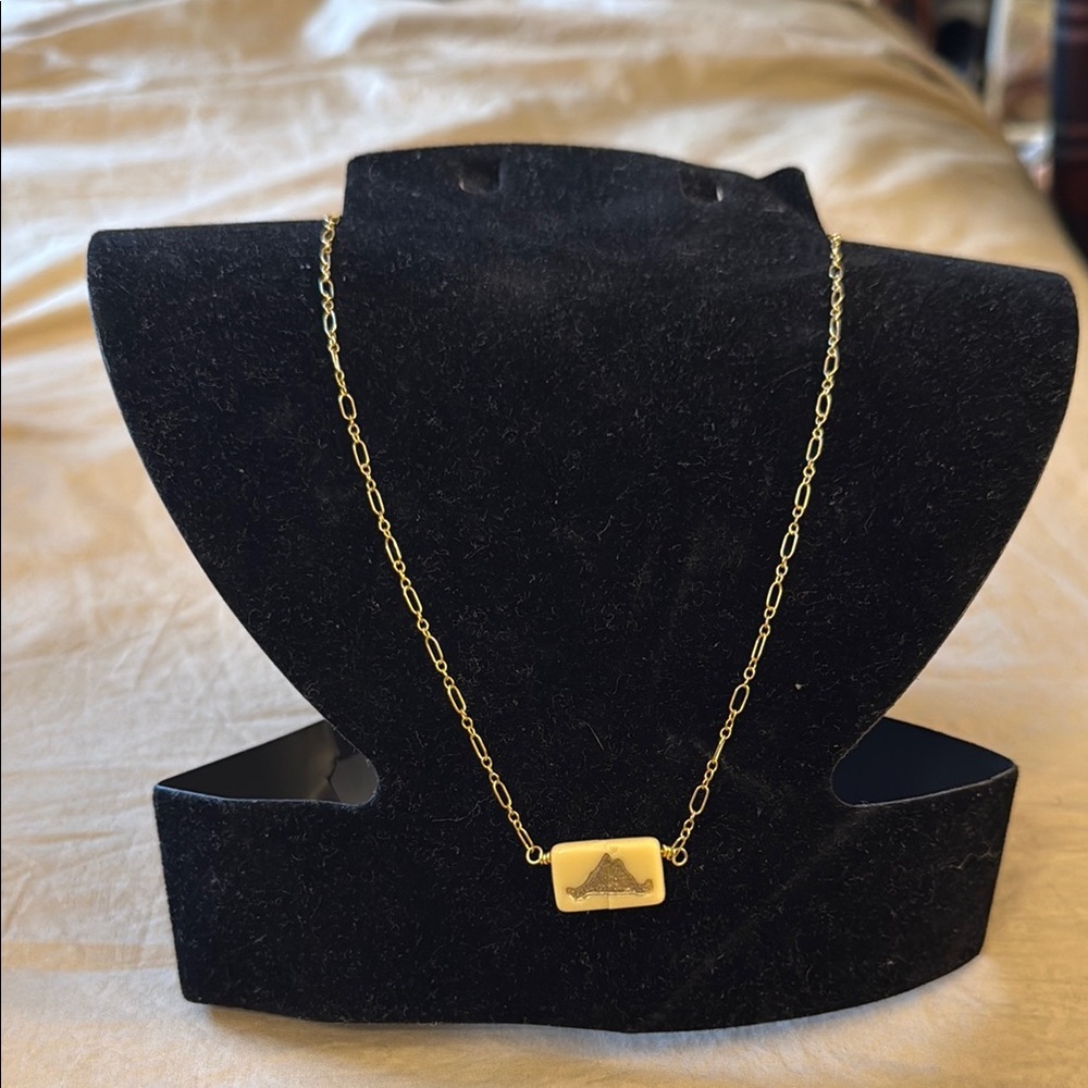 MARTHA'S VINEYARD 14k Gold filled WHITE ISLAND PENDANT NECKLACE